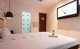 Illusion Motel - Adults Only